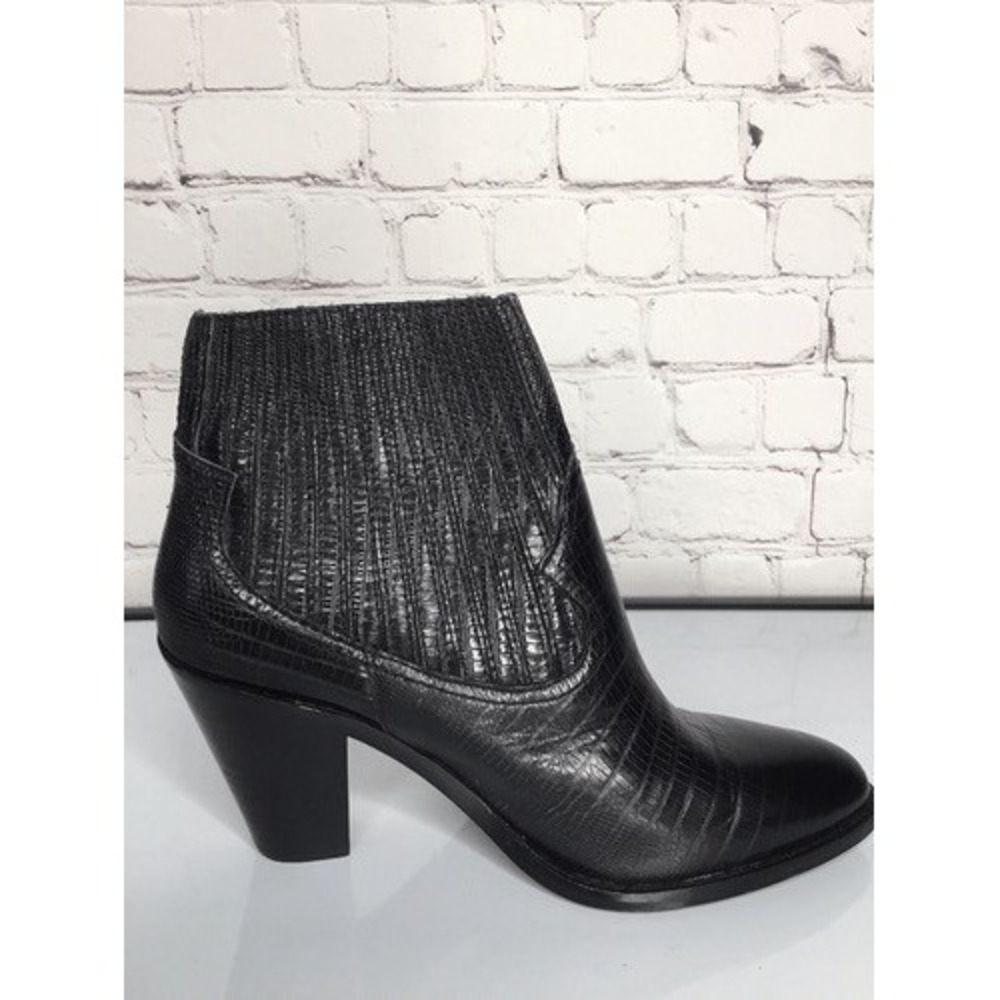 Ash Ilona Pull On Heeled‎ Western Ankle Booties Women 38/US7.5-8 USA Leather